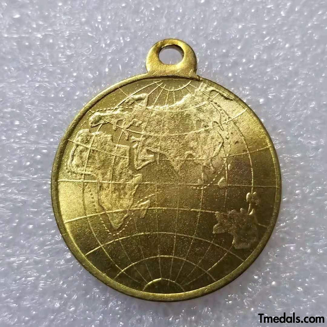 Imperial Russian medal "For The World Tour IN 1904-1905" A20a detail view 2