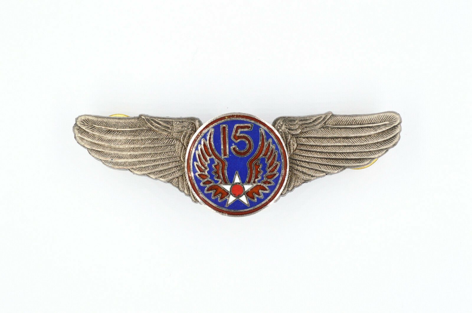 U.S. WWII 15TH Air Force Wings Badge Pin Medal Enamel detail view 2