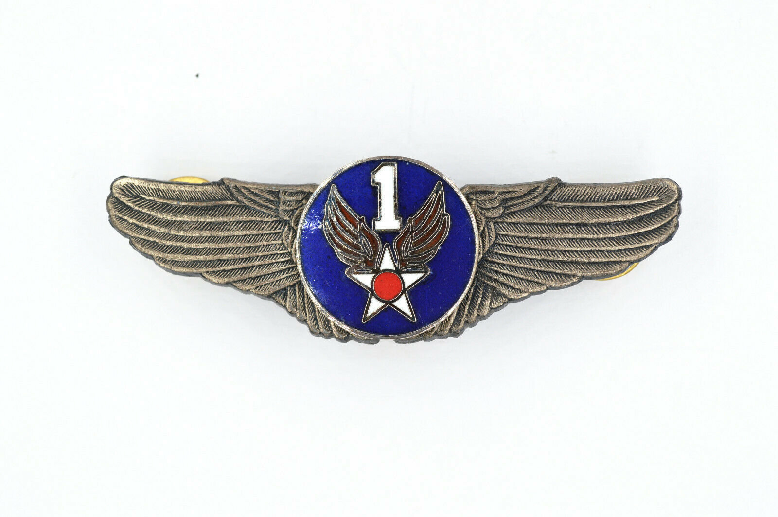 U.S. WWII WWII 1st Air Force Wings Badge Pin Medal detail view 2