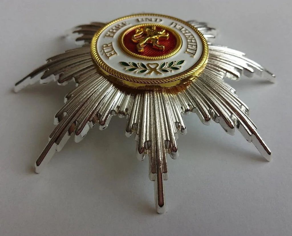 German Order of the Zähringer Lion, Commander Breast Star with Swords detail view 3