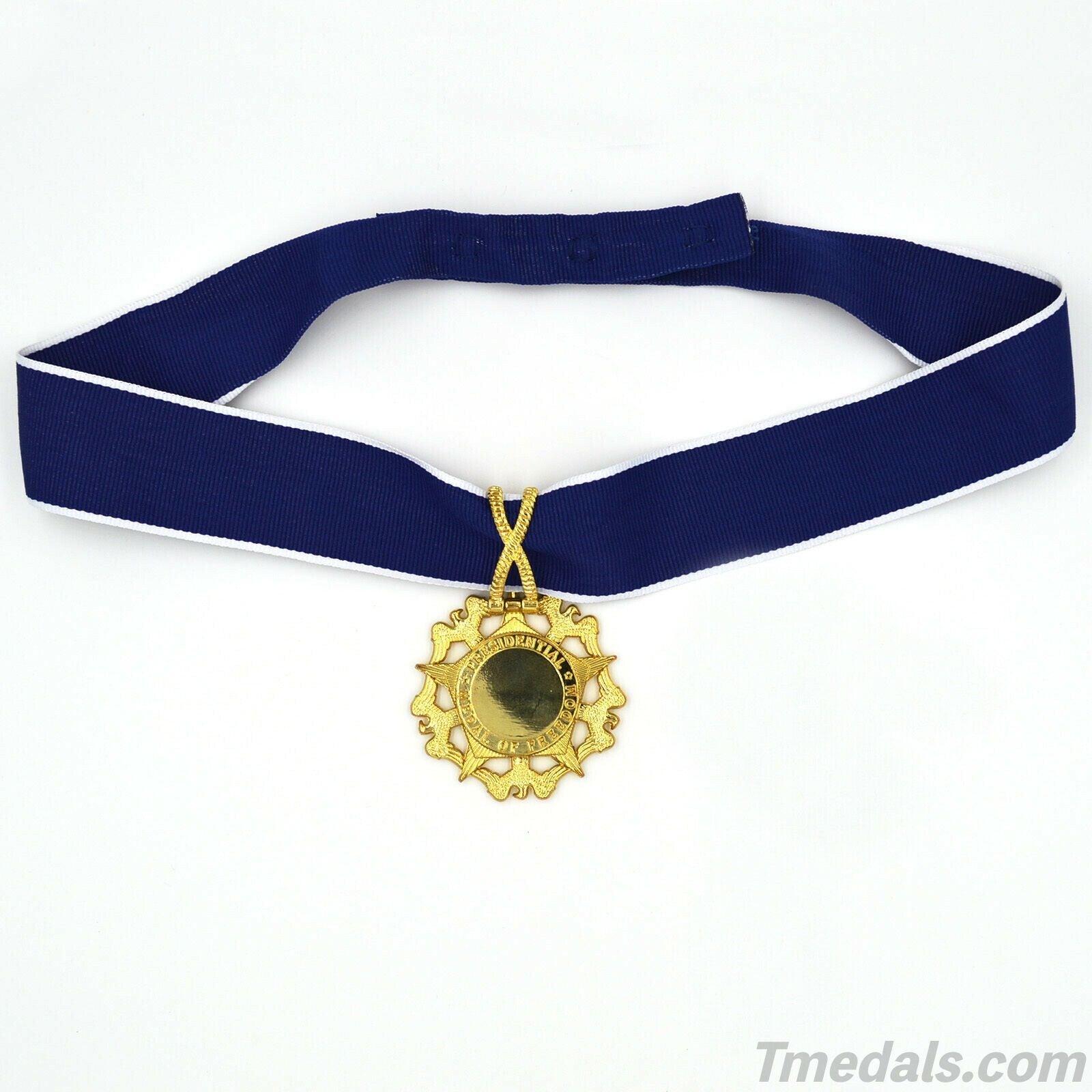 Cased U.S. Order Badge Presidential Medal of Freedom, Medallion with Neck Ribbon detail view 3
