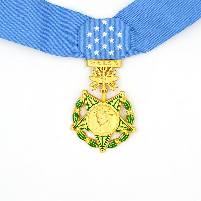 U.S. Congressional Medal of Honor Air Force Air Force MOH Order Badge WWII Order detail view 2