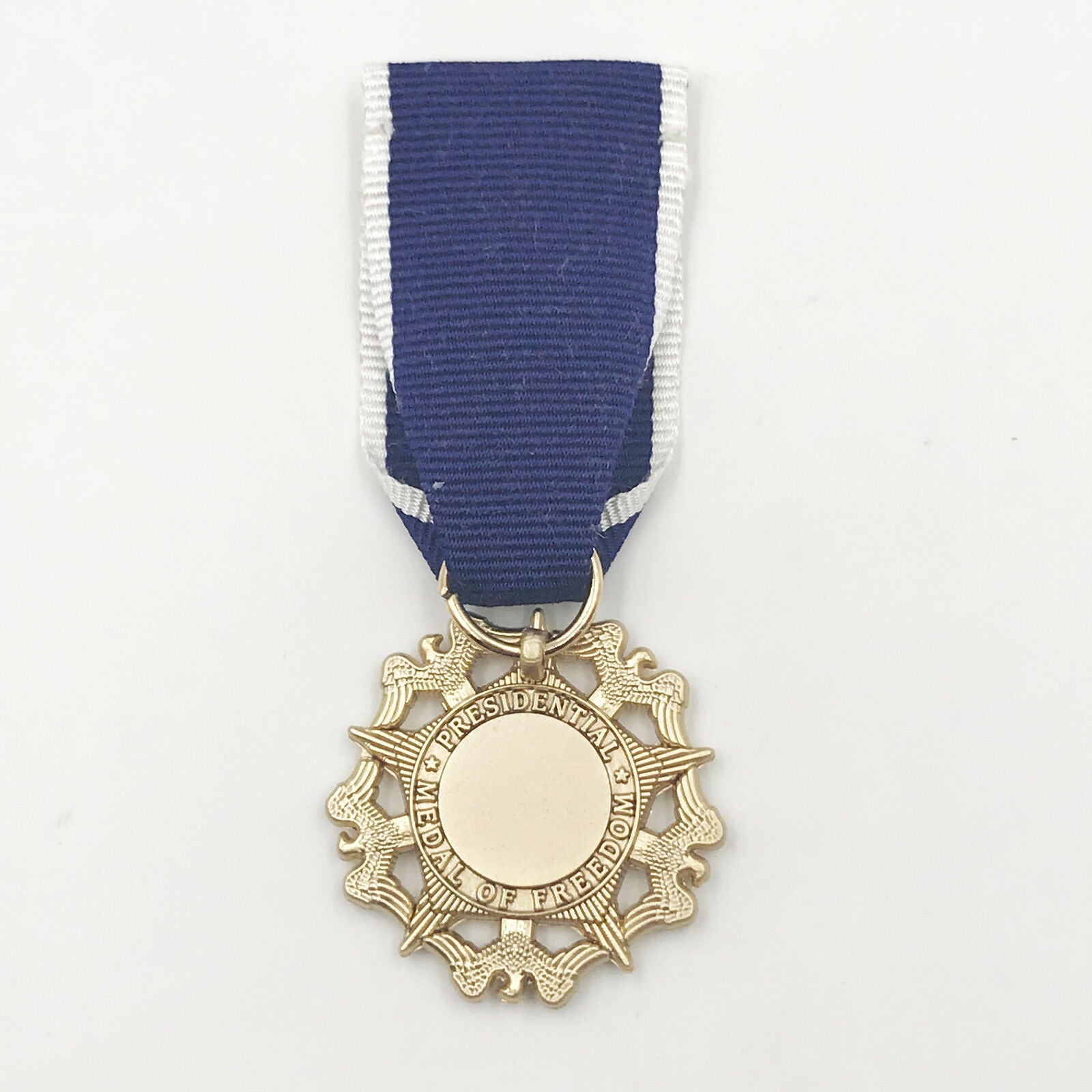 U.S. Order Presidential Medal of Freedom with Distinction mini Miniature Medal U.S. detail view 4