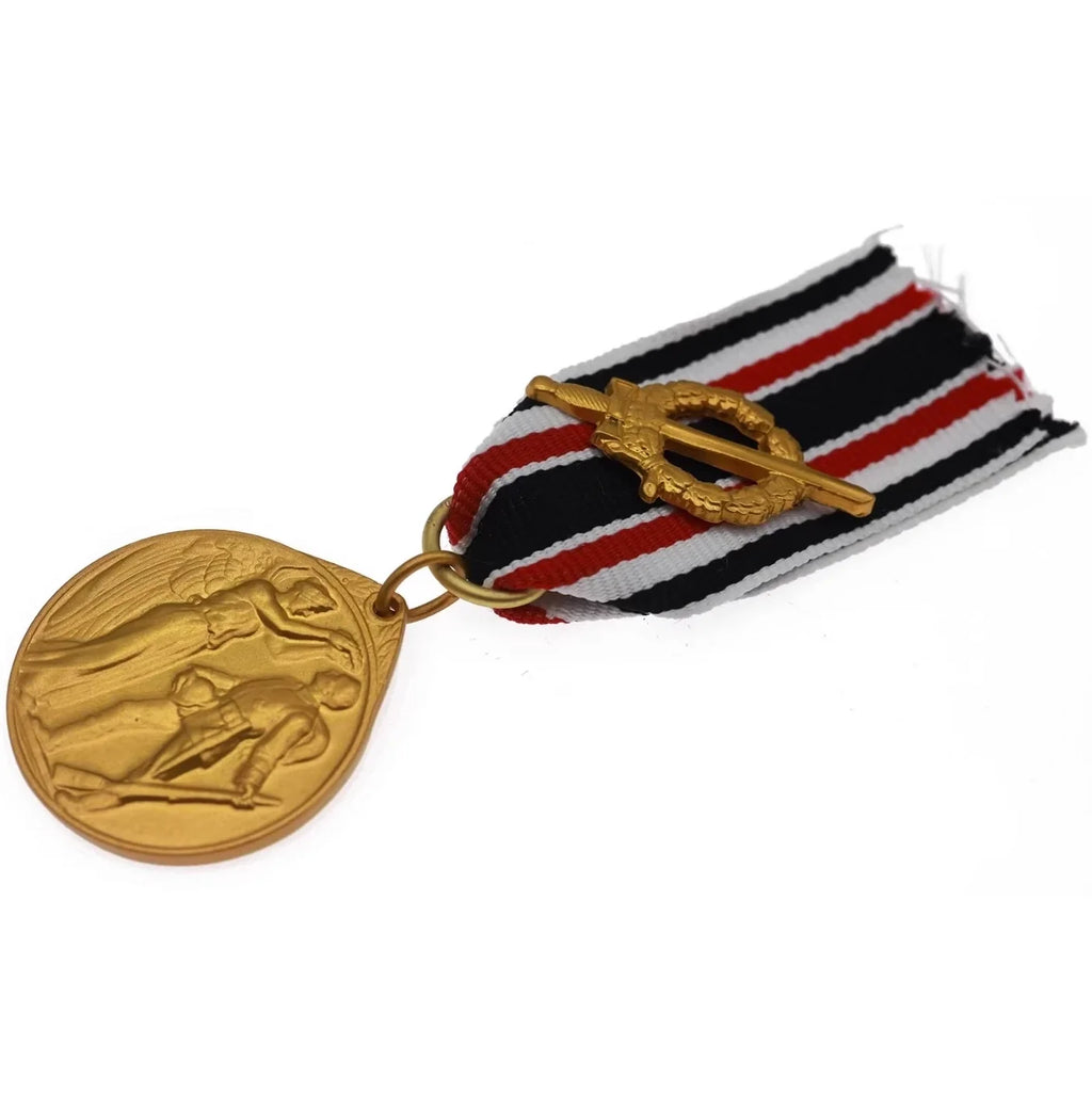 WWI German Veteran Medal Furs Vaterland 1914 Swords on Ribbon Suspension detail view 4