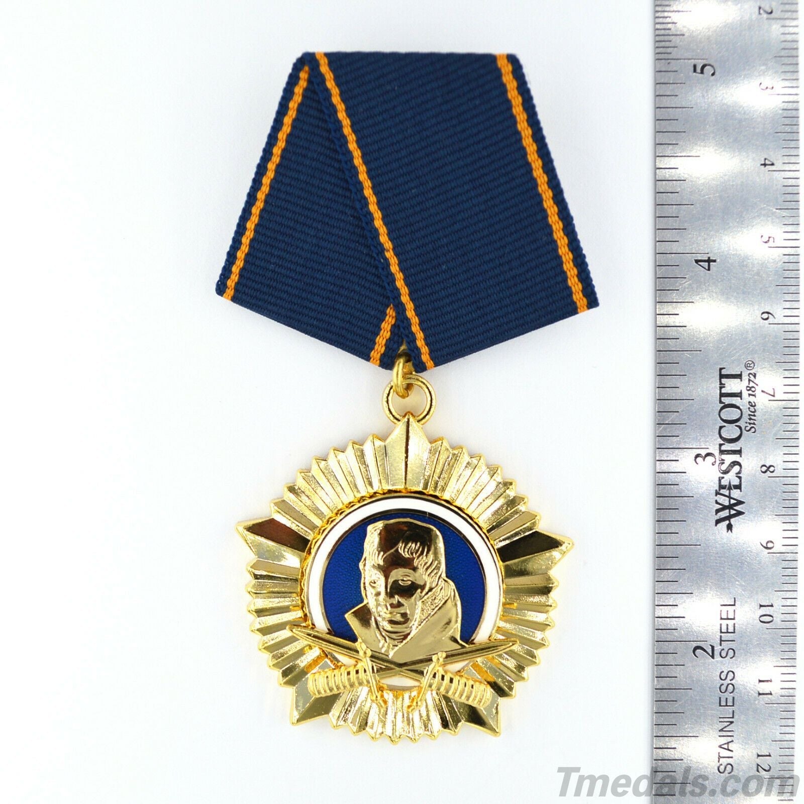 Highest Medal of East German Army GDR DDR Scharnhorst Order Badge WWII detail view 5