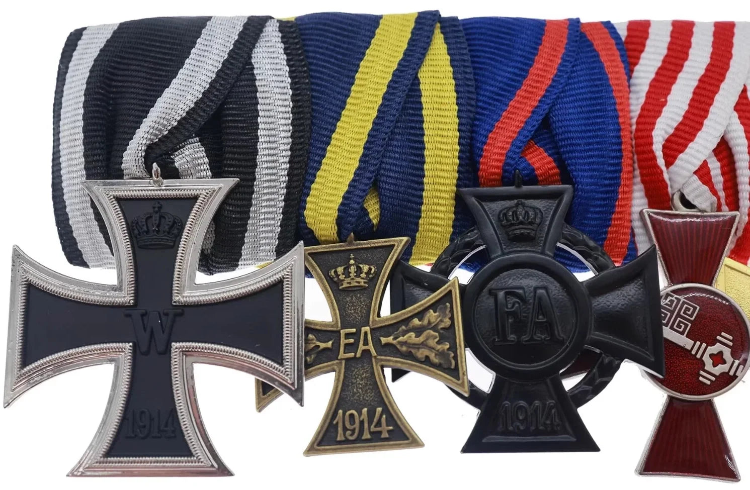 WWI German 7-Place Medal Bar with Matching Ribbon Bar & Leather Case detail view 5