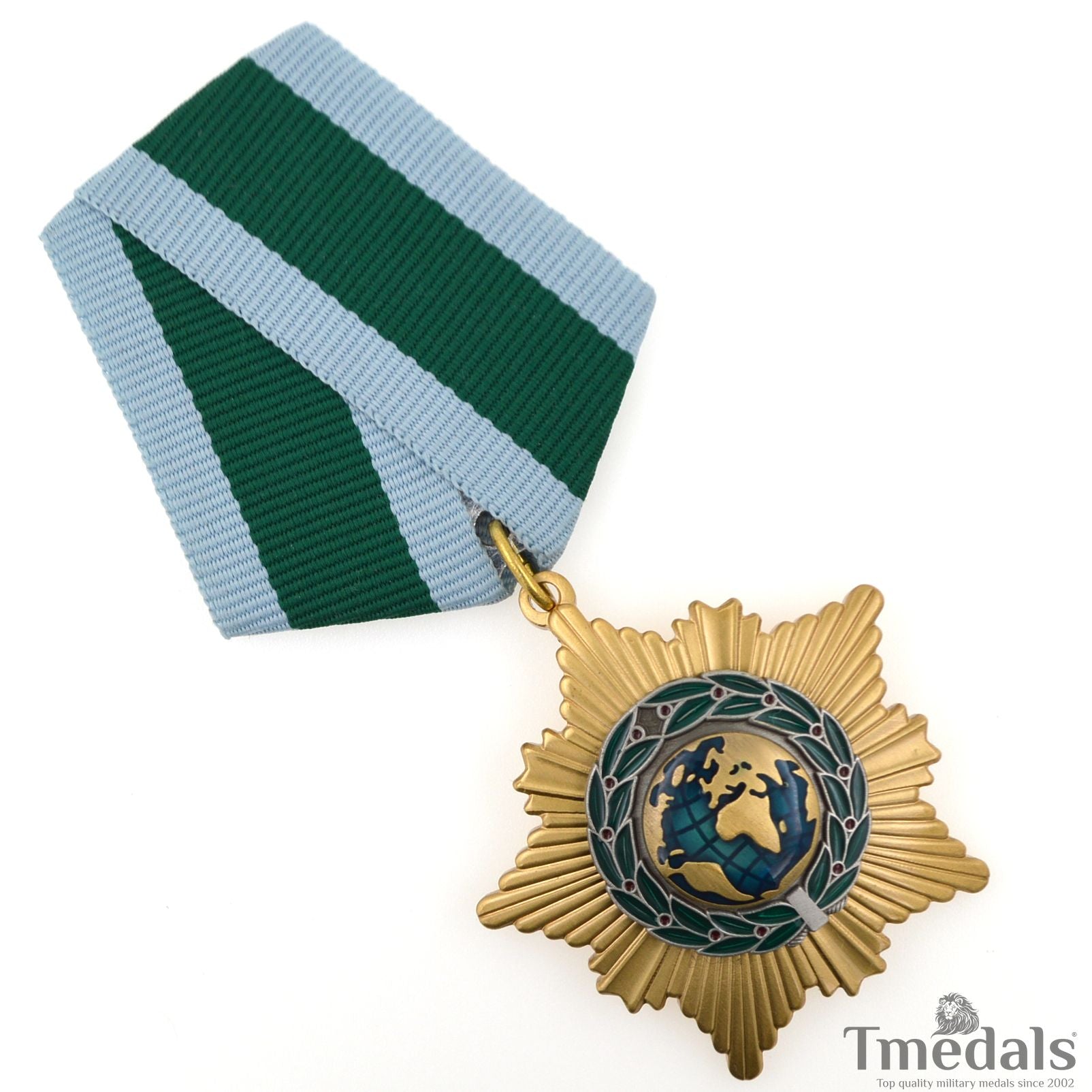 Russia – Order of Friendship Medal Badge – Brass detail view 4