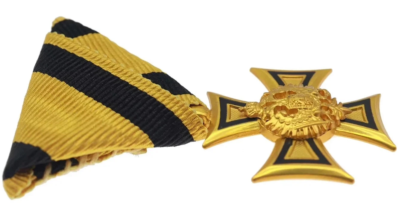 Austria-Hungary Officer’s Long Service Cross, 1st Class (35 Years) detail view 4