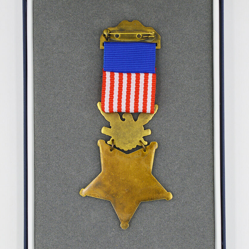 U.S. Medal of Honor MOH Army 1862 – 1895 Civil War Era – Full-Size Brass detail view 2