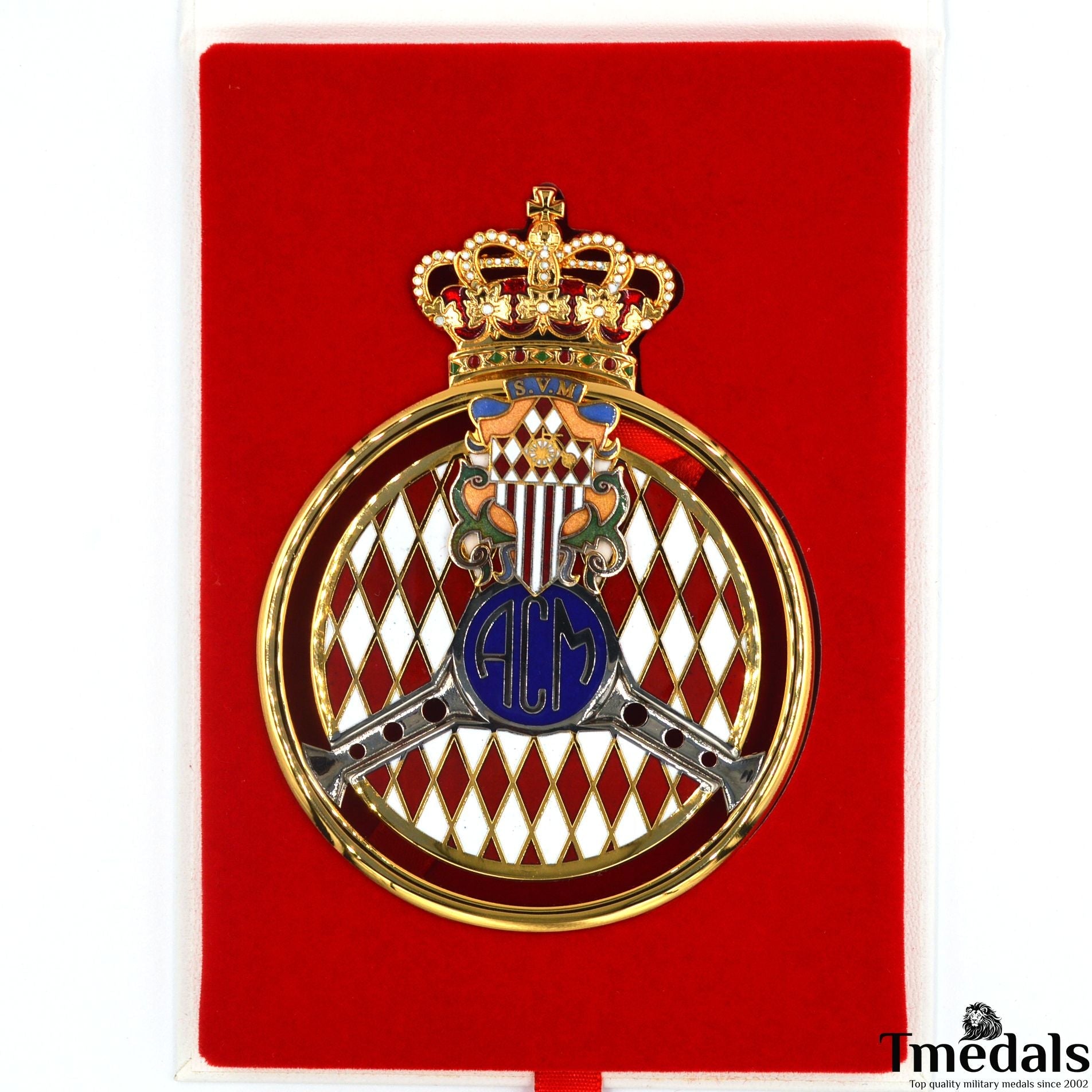 Original Automobile Club de Monaco (ACM) Gold Grille Badge – 2011 Issue, Cased original item
