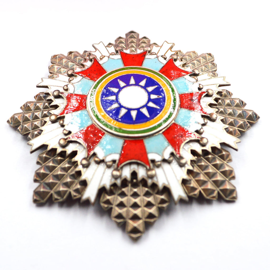 Chinese medal order badge the Republic of China enamel detail view 7