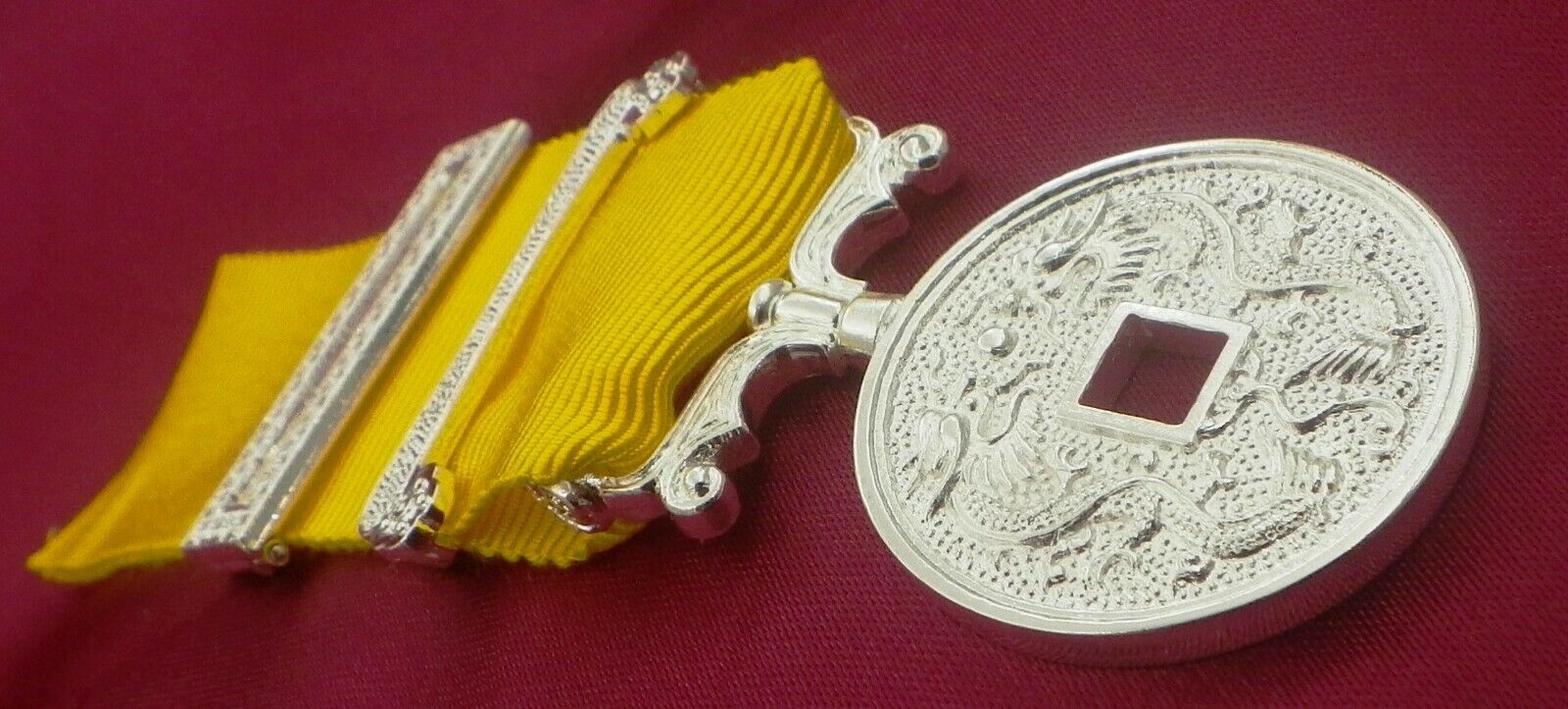 Chinese Qing Dynasty Medal Order of Taiping Bao Xing in silver/ Medal de Taiping detail view 3