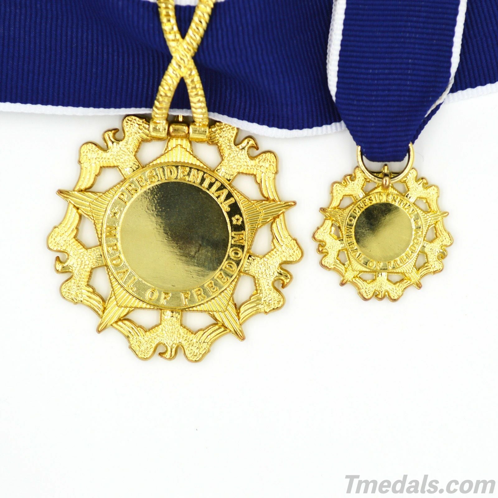 Cased U.S. U.S. Order Badge, Presidential Medal of Freedom, 1963-Present WWII detail view 3