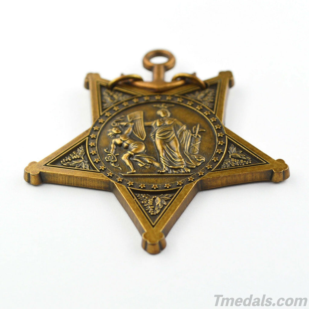 U.S. Medal of Honor Navy Medal Only MOH Order Badge WWII detail view 6