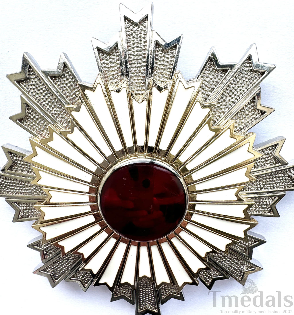 WWII Japanese Japan Order of the Rising Sun, 1St Class Breast Star detail view 9