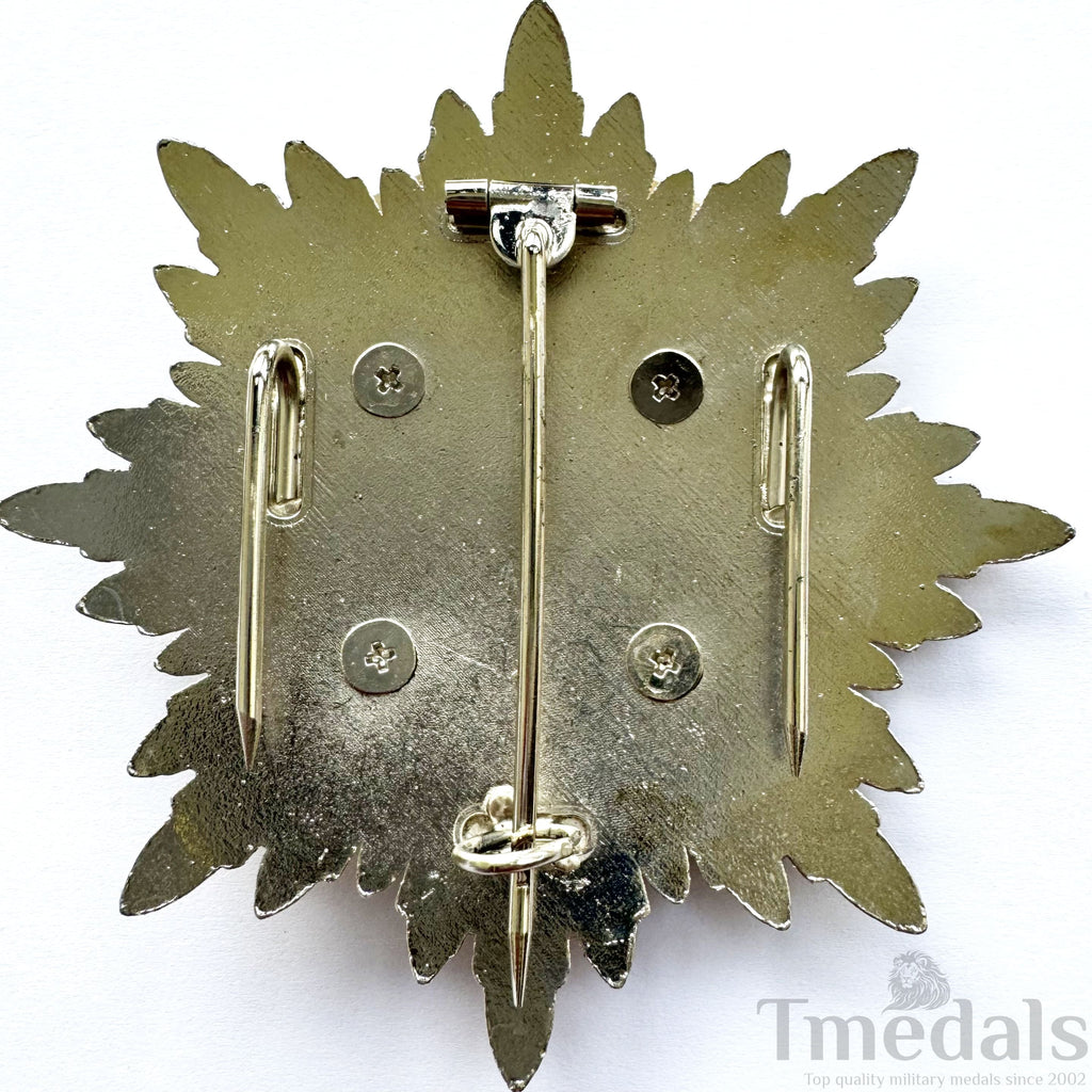 WWII Japanese Japan Order of the Golden Kite Breast Star detail view 8