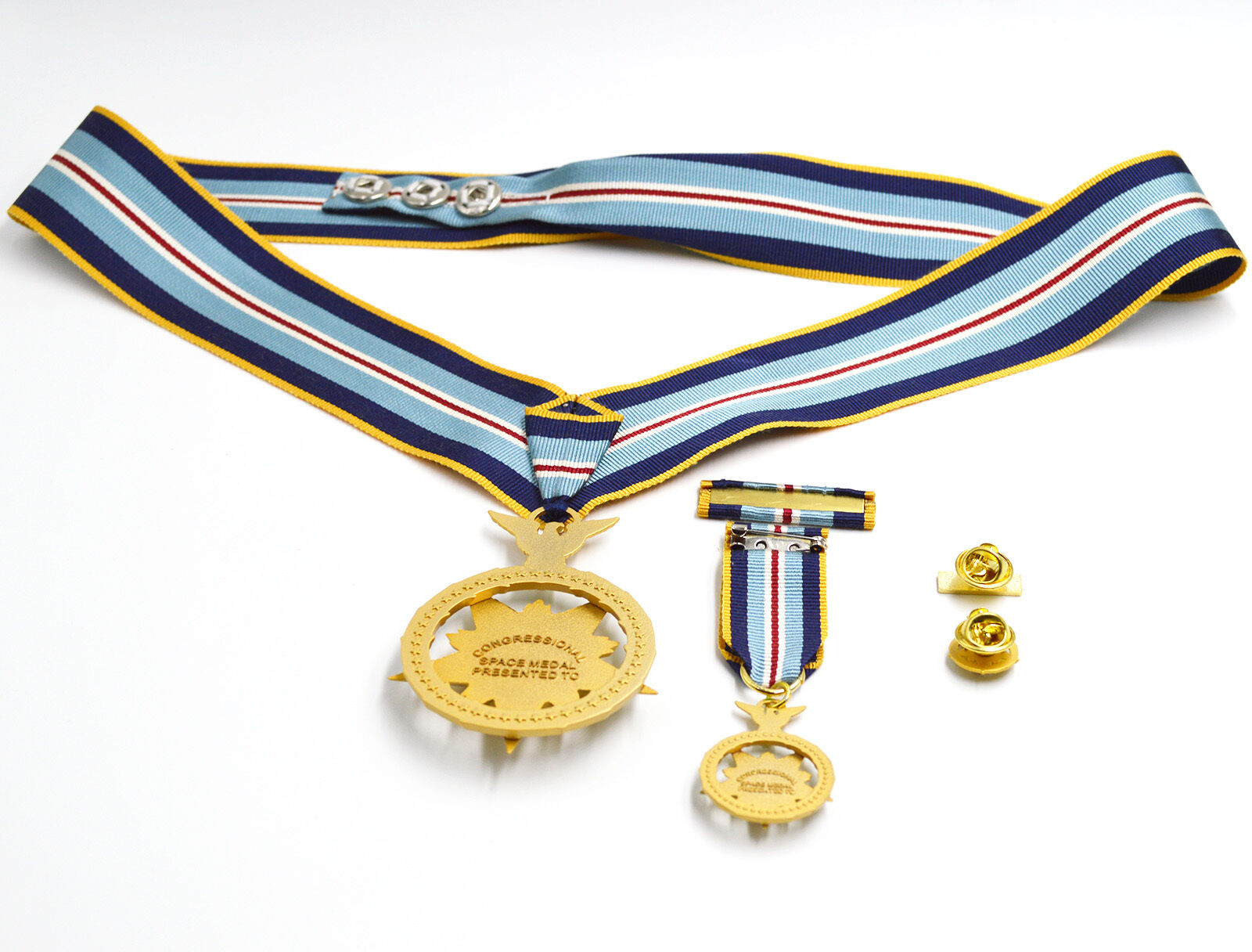 Cased U.S. NASA Space MOH Space Medal of Honor Neckribbon Version WWII Badge Order detail view 7
