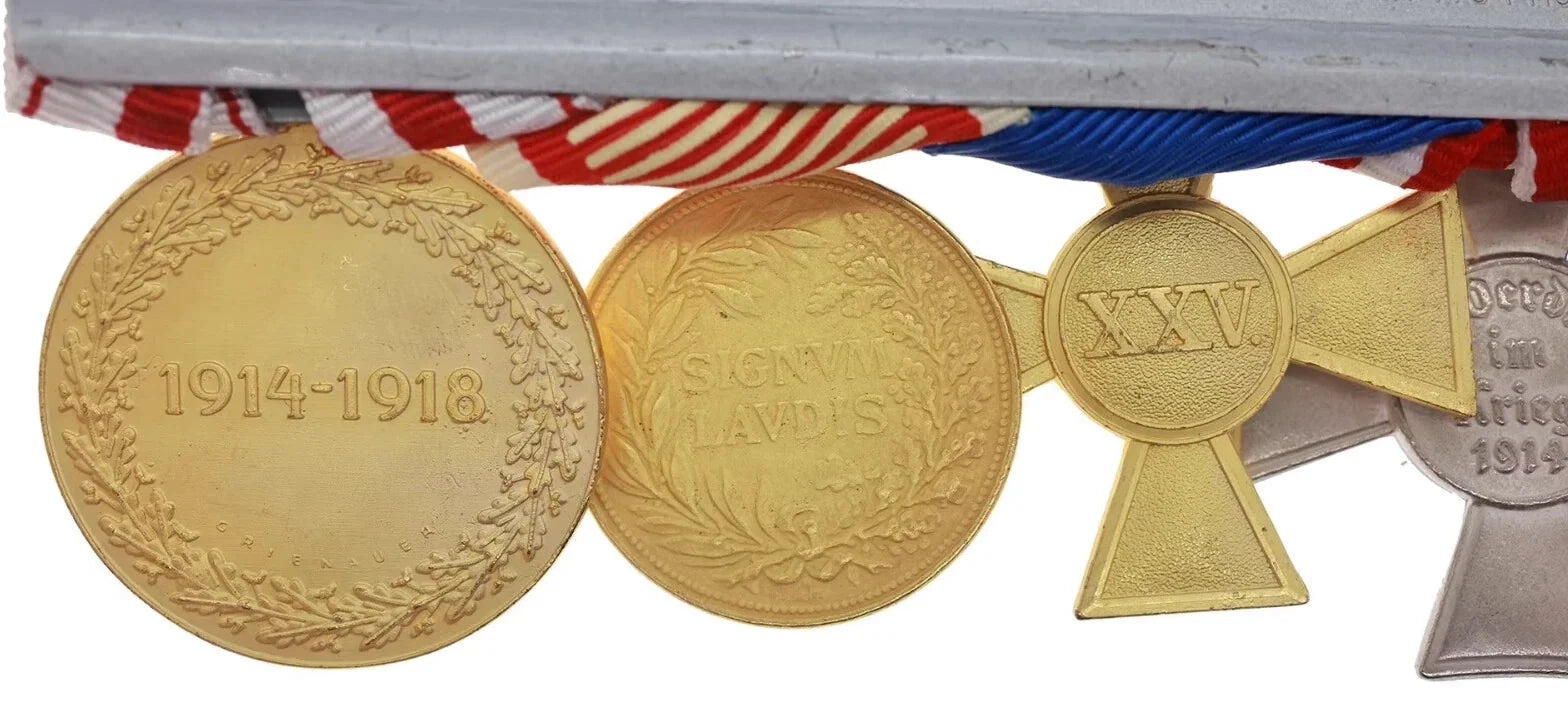 WWI German 7-Place Medal Bar with Matching Ribbon Bar & Leather Case detail view 9