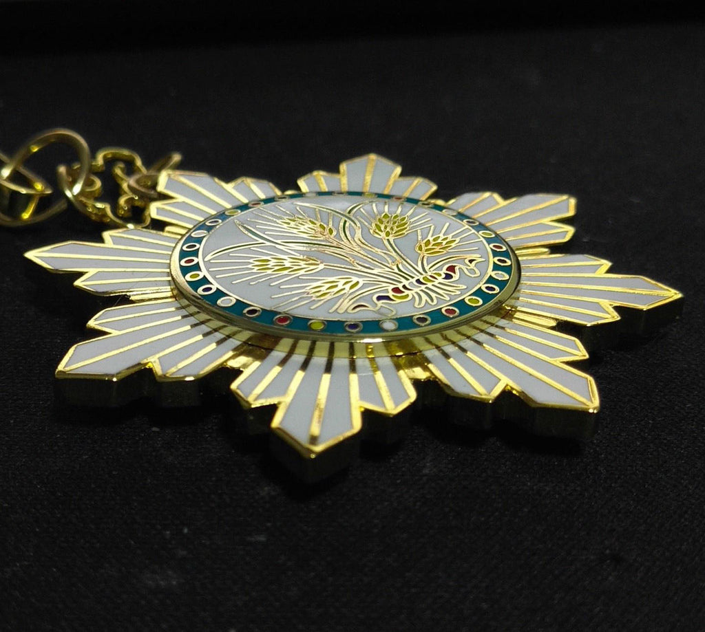 Chinese Republic of China Order of the Golden Grain Third Class 嘉禾勛章 detail view 6