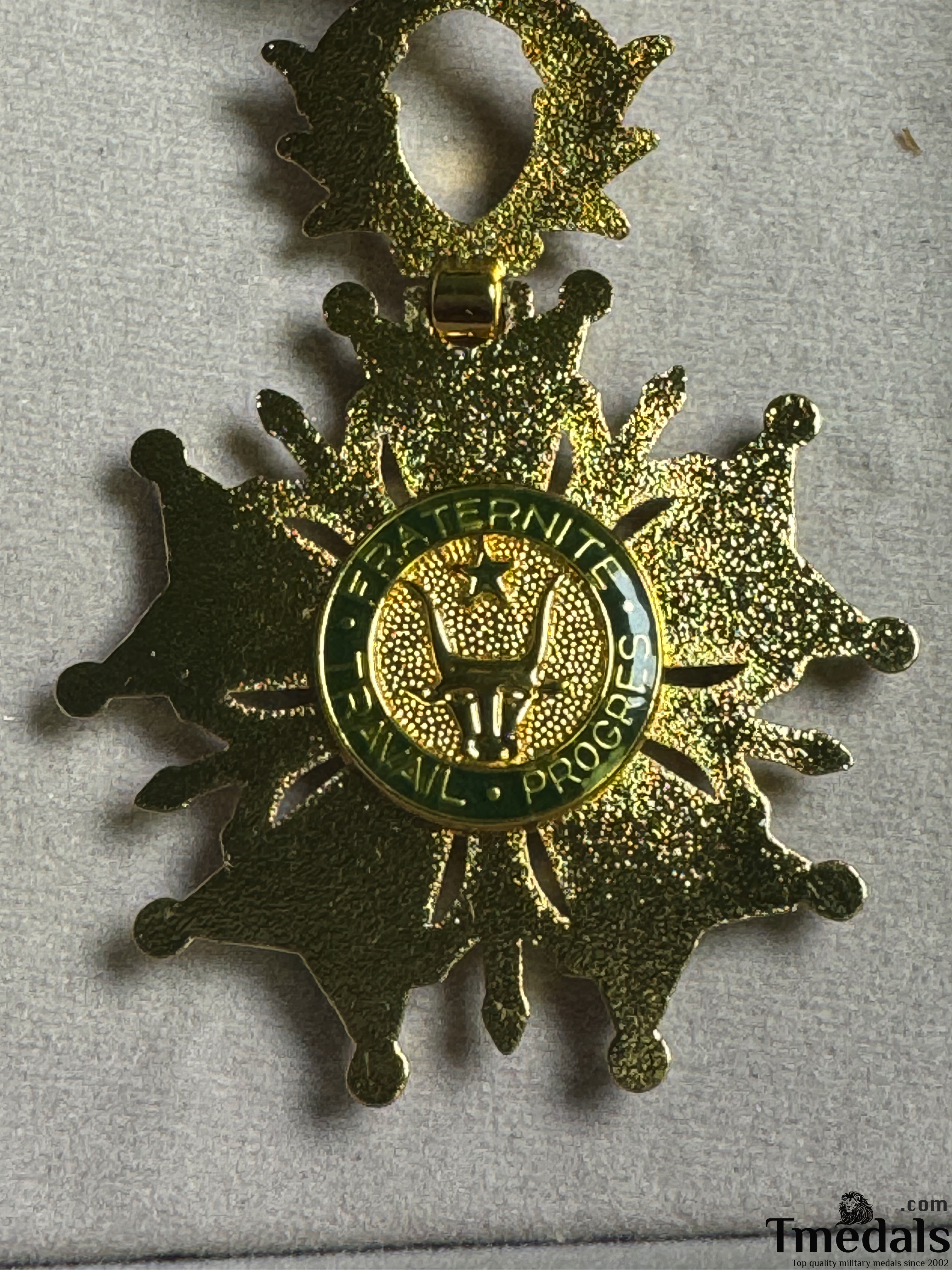 National Order of Niger – Original Officer Set with Box detail view 2
