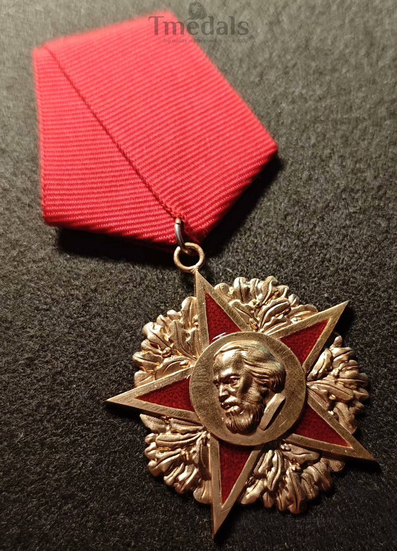 Order of Karl Marx - East Germany DDR Medal - 930 Silver detail view 2