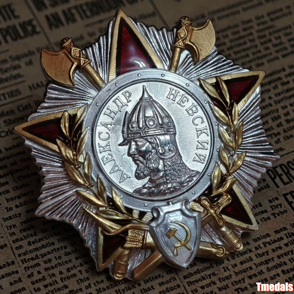 Order of Alexander Nevsky Medal – USSR WWII in 925 Silver + Real Enamel detail view 4