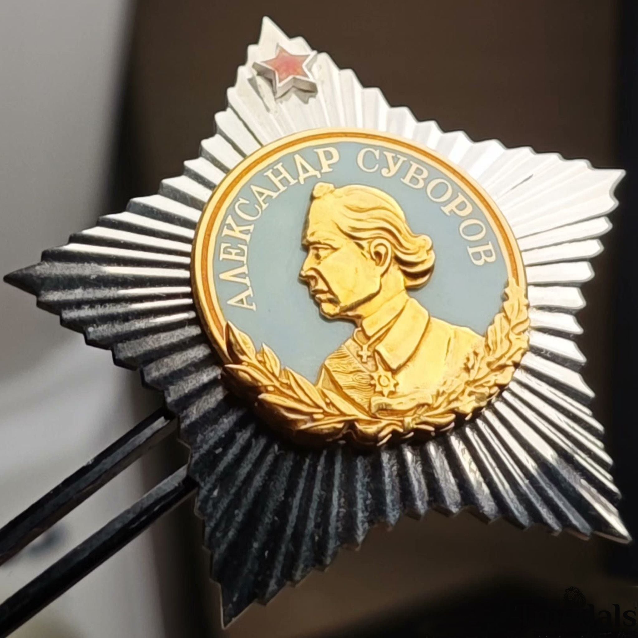 Soviet Order of Suvorov 1st Class Medal-925 Silver 24K Gilt Enamel detail view 3