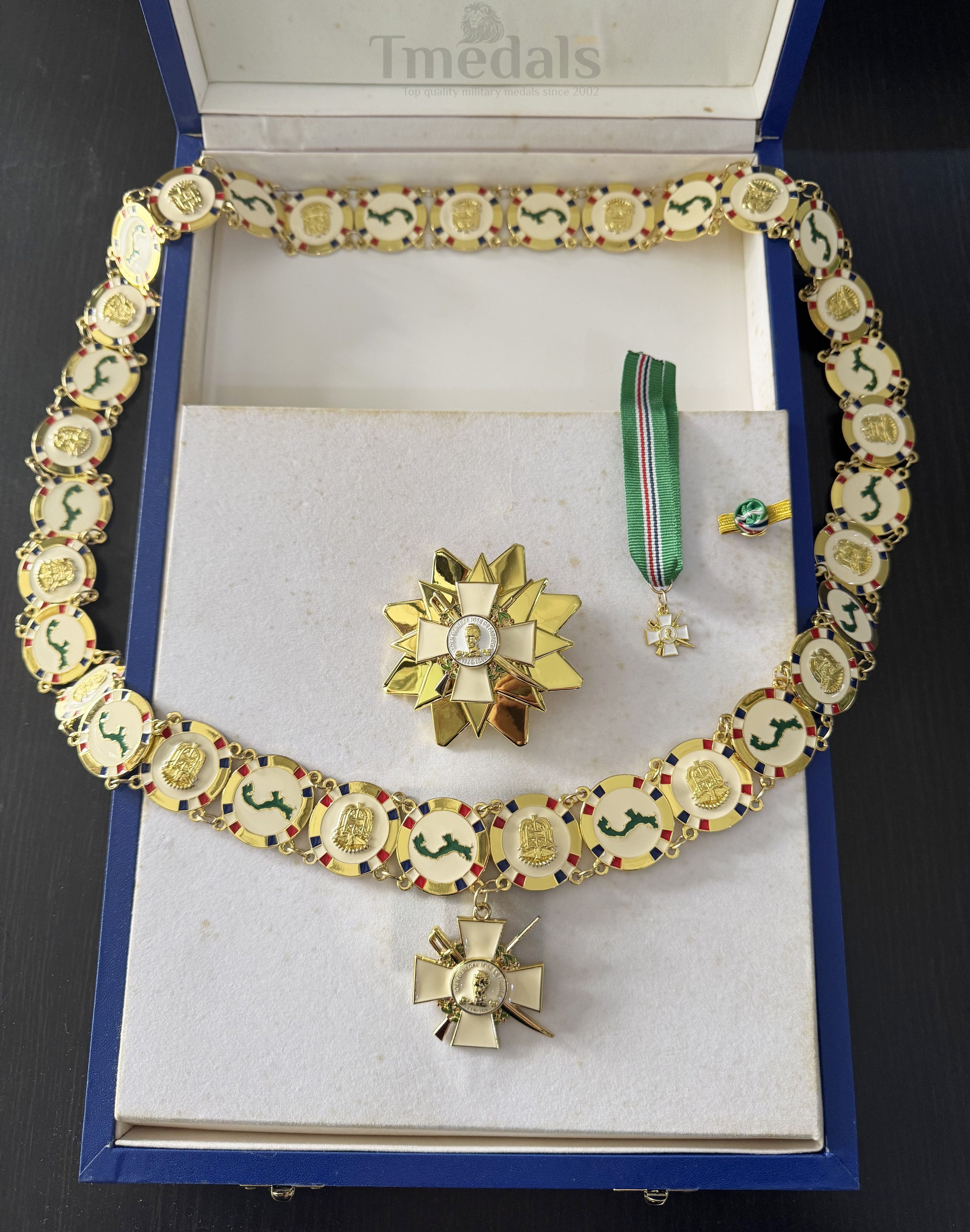 Panama National Order of José de Fábrega – Original Cased Set original item