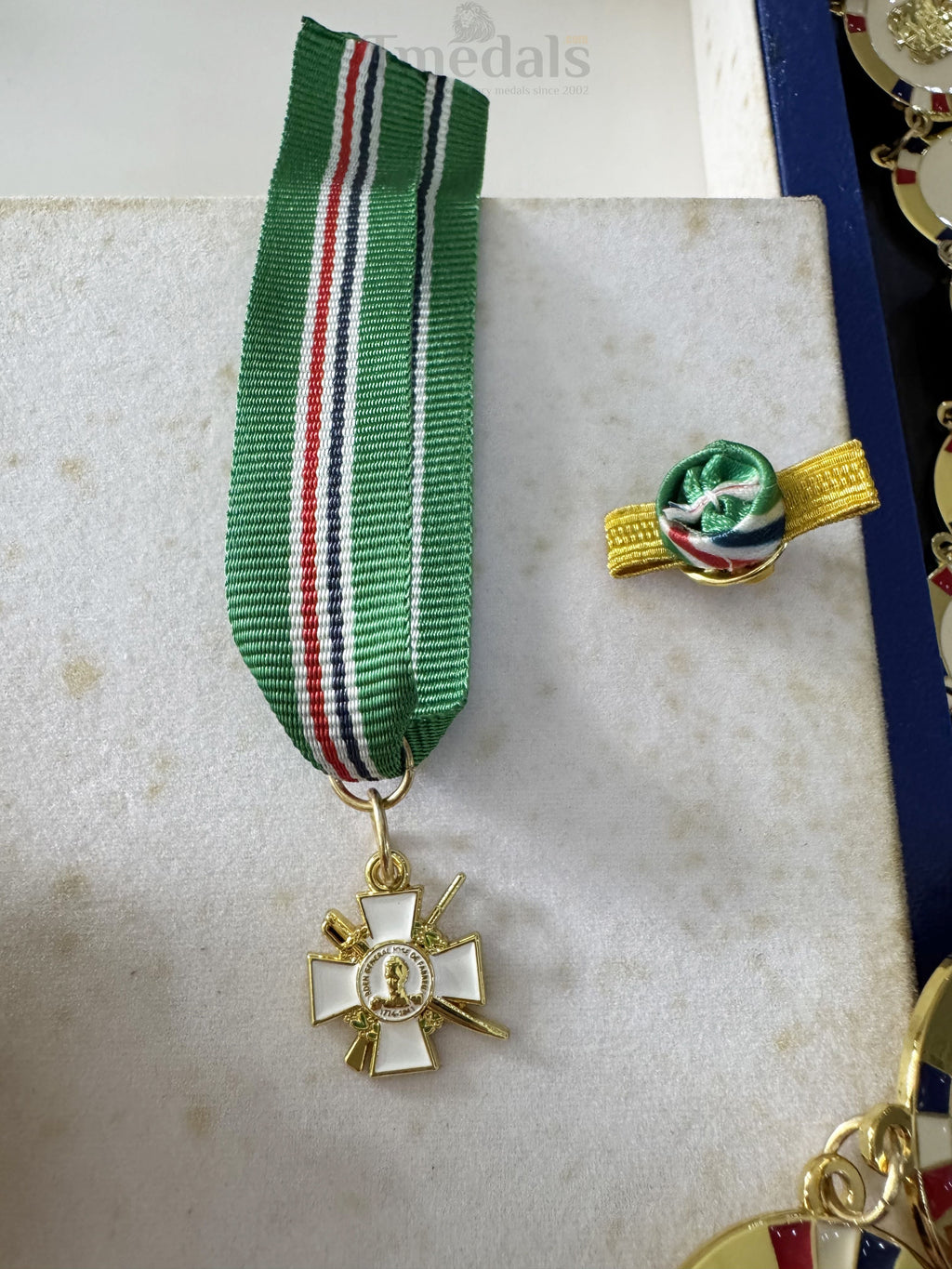 Panama National Order of José de Fábrega – Original Cased Set detail view 10