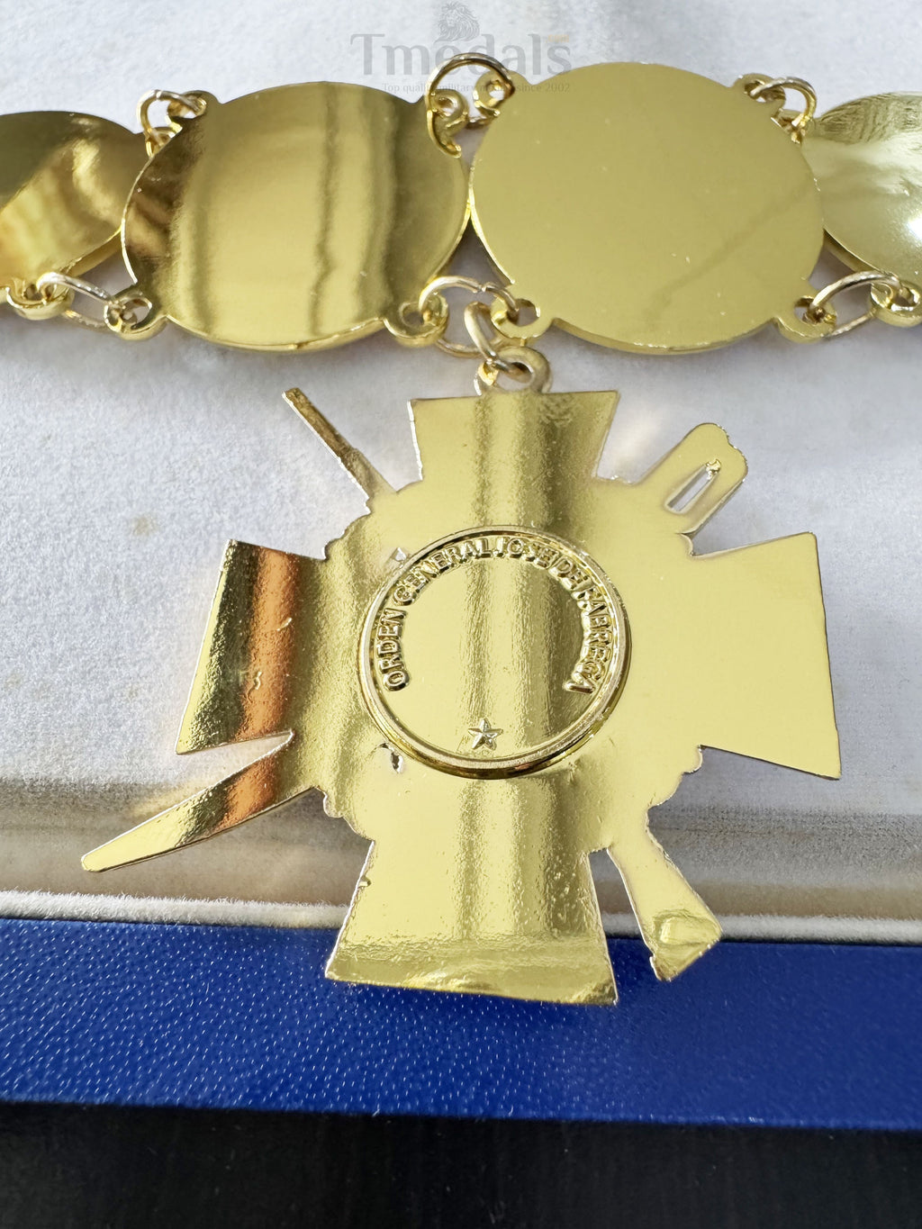 Panama National Order of José de Fábrega – Original Cased Set detail view 14