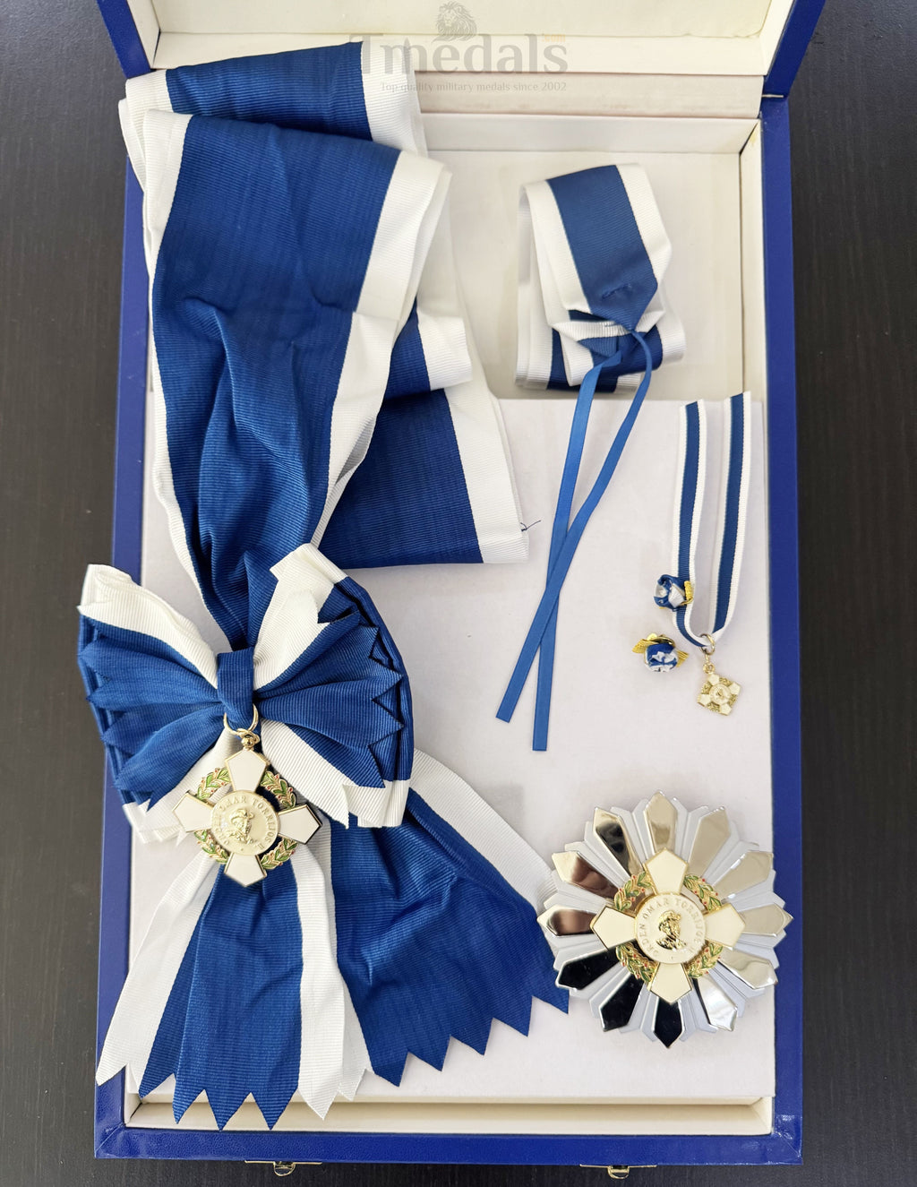 Panama Order of Omar Torrijos – Original Full Set with Box detail view 4