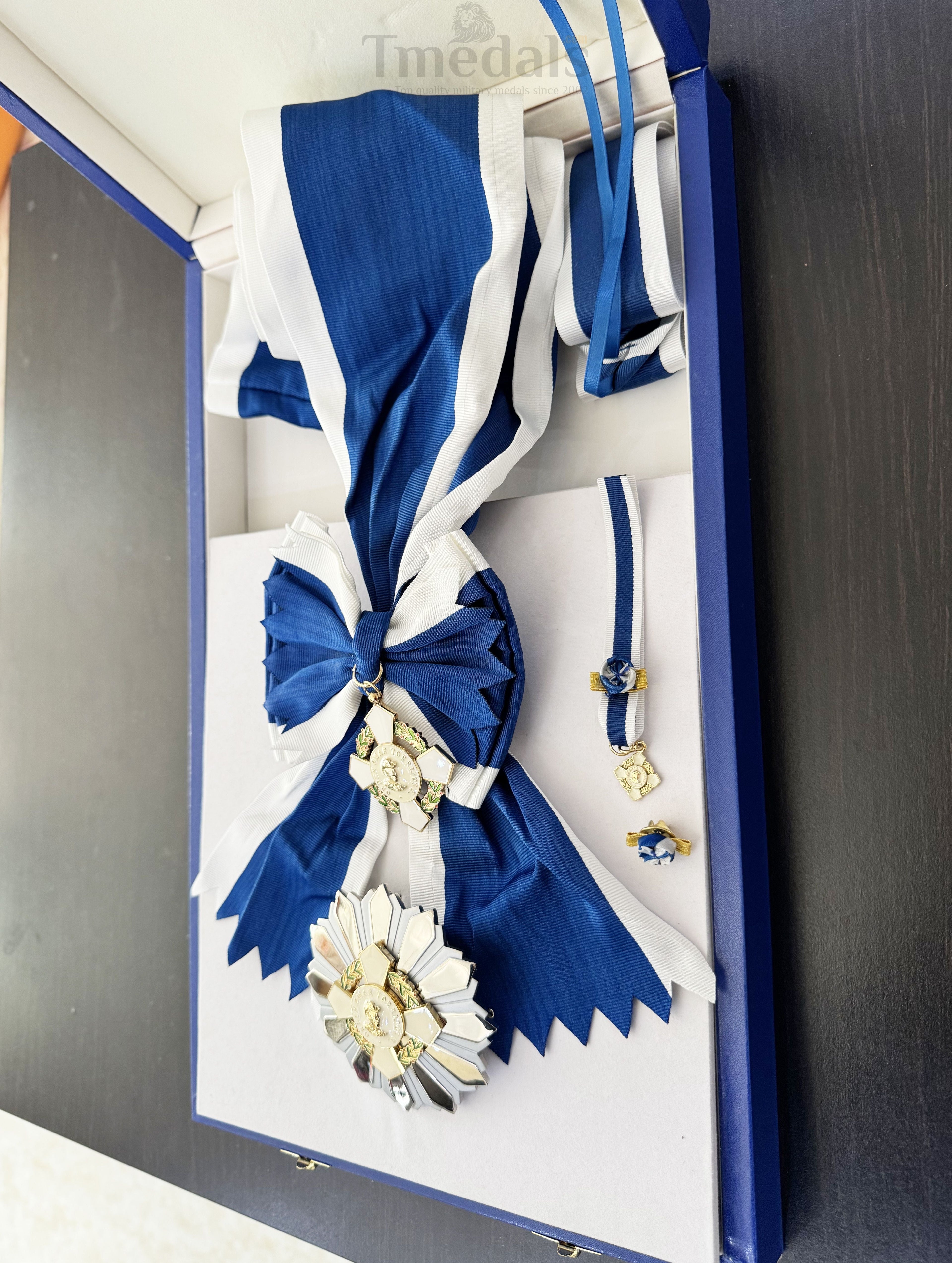 Panama Order of Omar Torrijos – Original Full Set with Box detail view 3