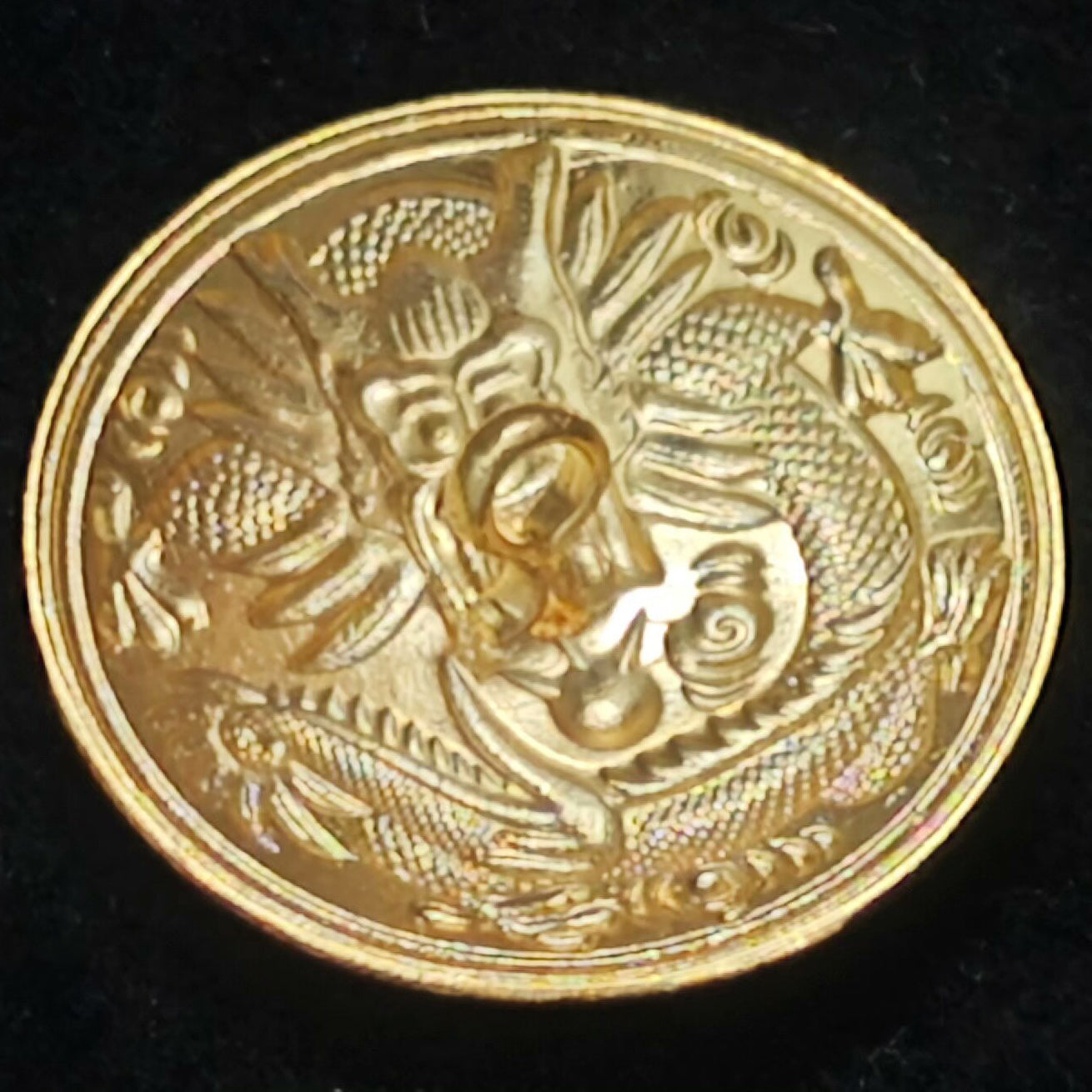 Chinese Qing Dynasty Army Cap Badge – Dragon Roundel Late Qing detail view 2