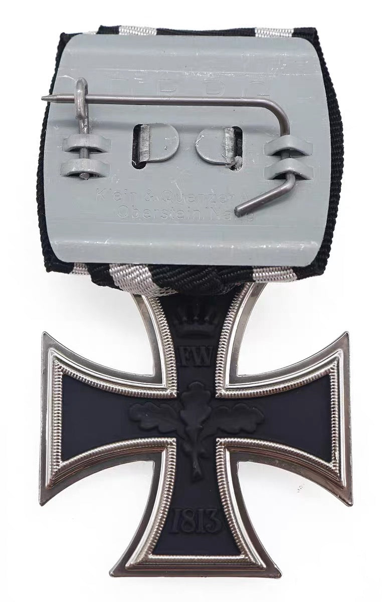 German Iron Cross 1870 2nd Class, 25-Year Oak Leaves & 1914 Spange detail view 2