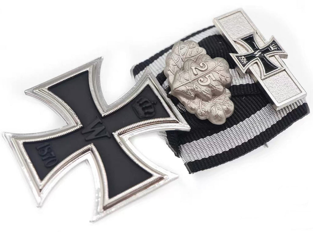 German Iron Cross 1870 2nd Class, 25-Year Oak Leaves & 1914 Spange detail view 4