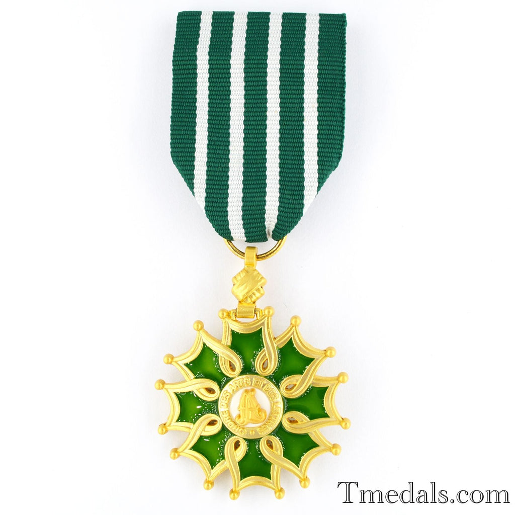 France French Order of the Arts and the Letters Officer degree detail view 2
