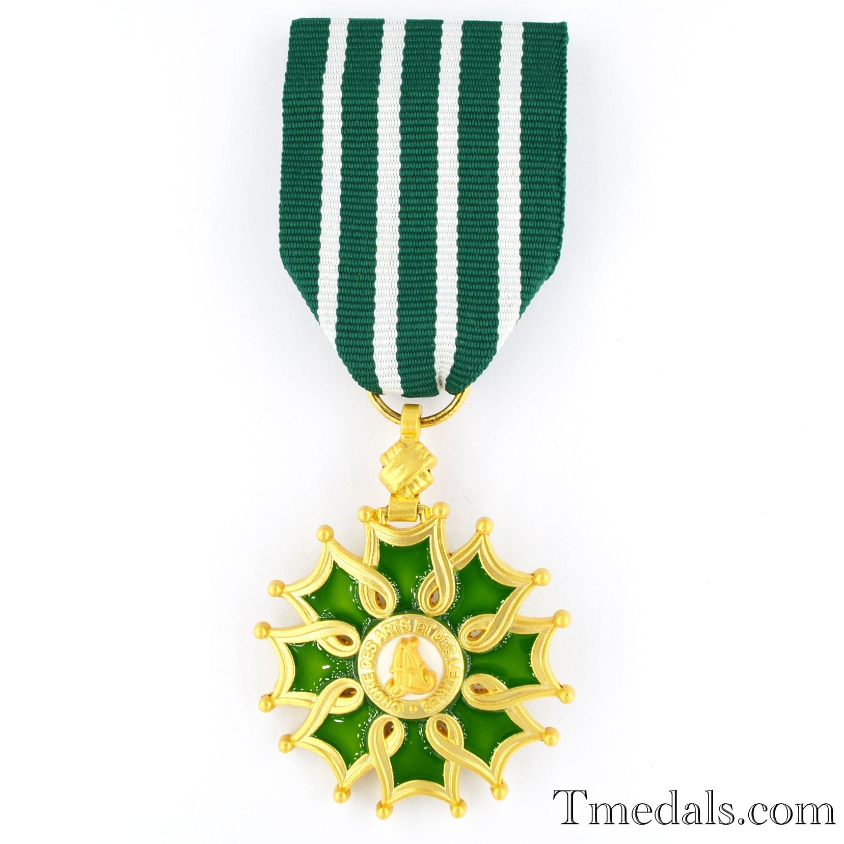 France French Order of the Arts and the Letters Officer degree detail view 2