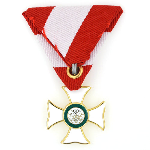 Austria – Military Order of Maria Theresa Knight’s Cross – Full-Size detail view 2
