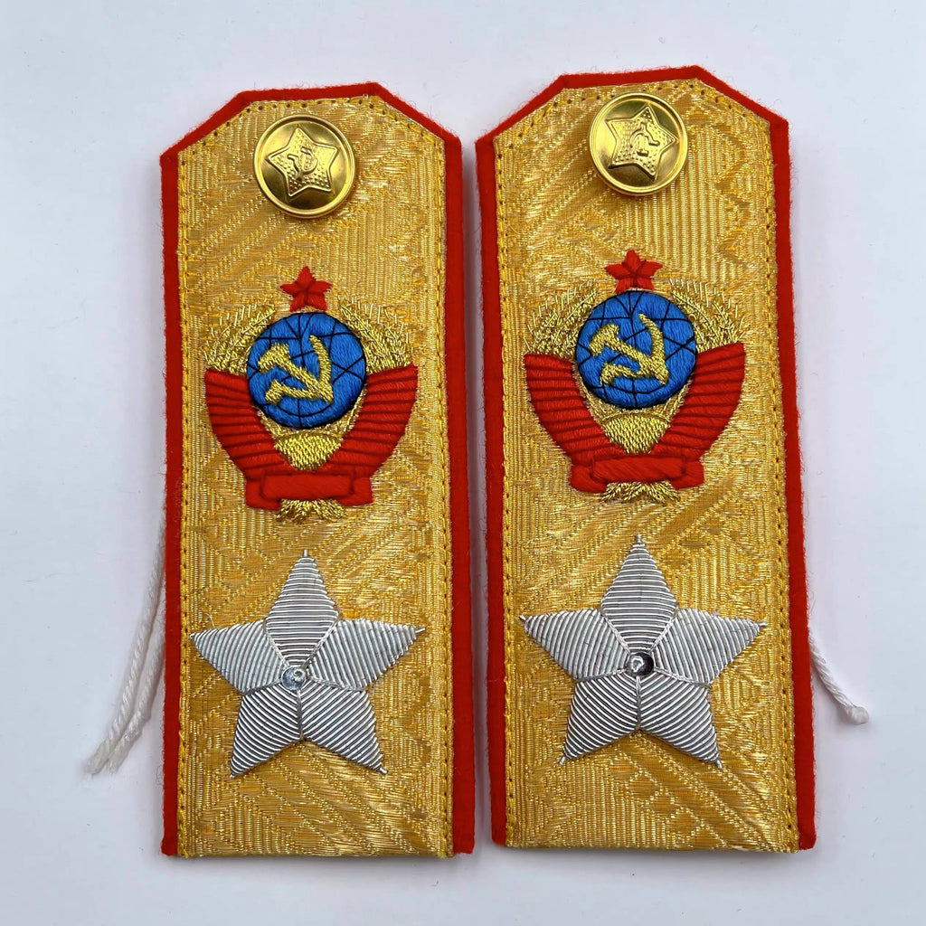 Soviet USSR Marshal of the Soviet Union Shoulder Boards with Button & Tie reproduction