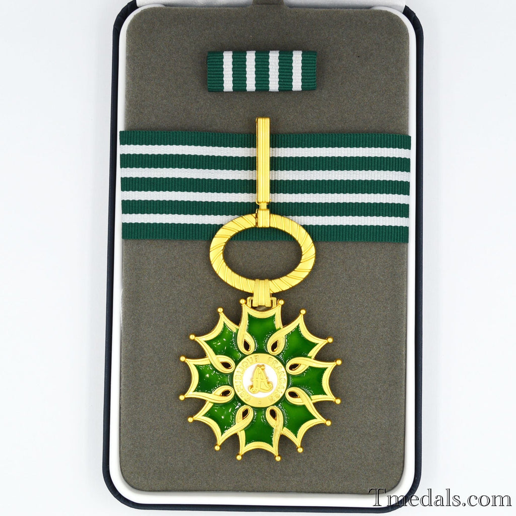 French Order of the Arts and Letters Commander Degree – Full-Size with Case reproduction