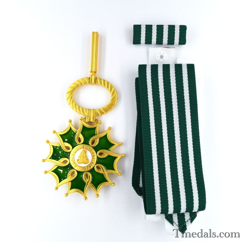 French Order of the Arts and Letters Commander Degree – Full-Size with Case detail view 7