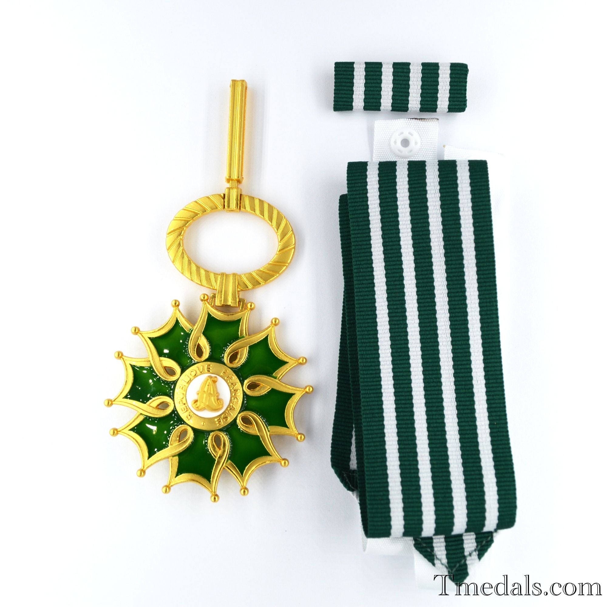 French Order of the Arts and Letters Commander Degree – Full-Size with Case detail view 7