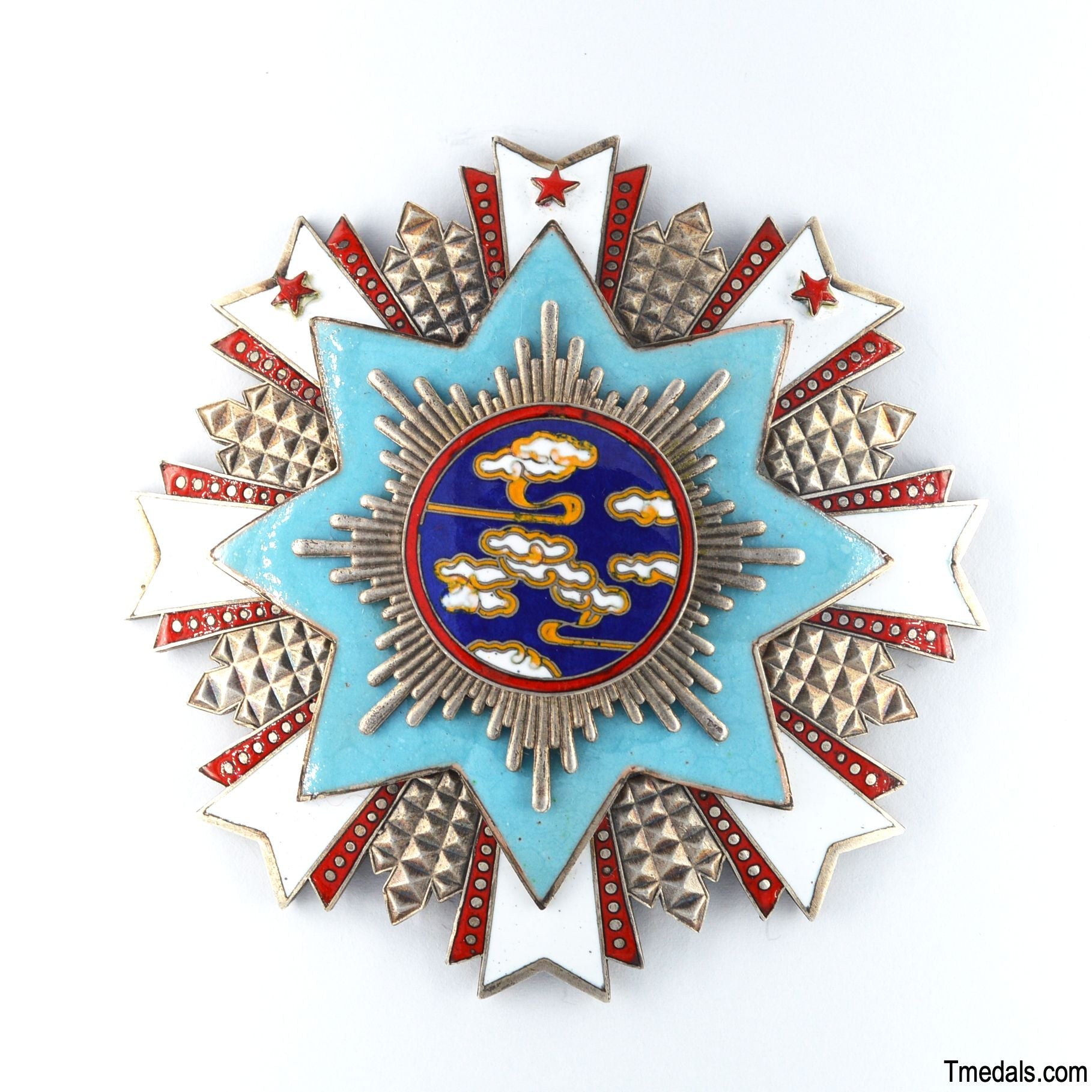 Chinese Republic – Order of Propitious Clouds Breast Star – Full-Size detail view 8